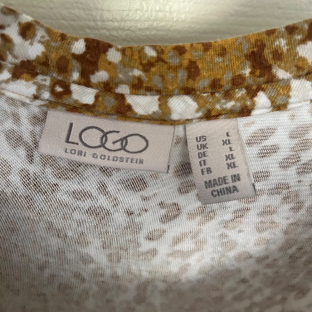 LOGO Lori Goldstein Multi Color Caramel Brown, White Animal Print Tunic Sz L EUC - Picture 3 of 6